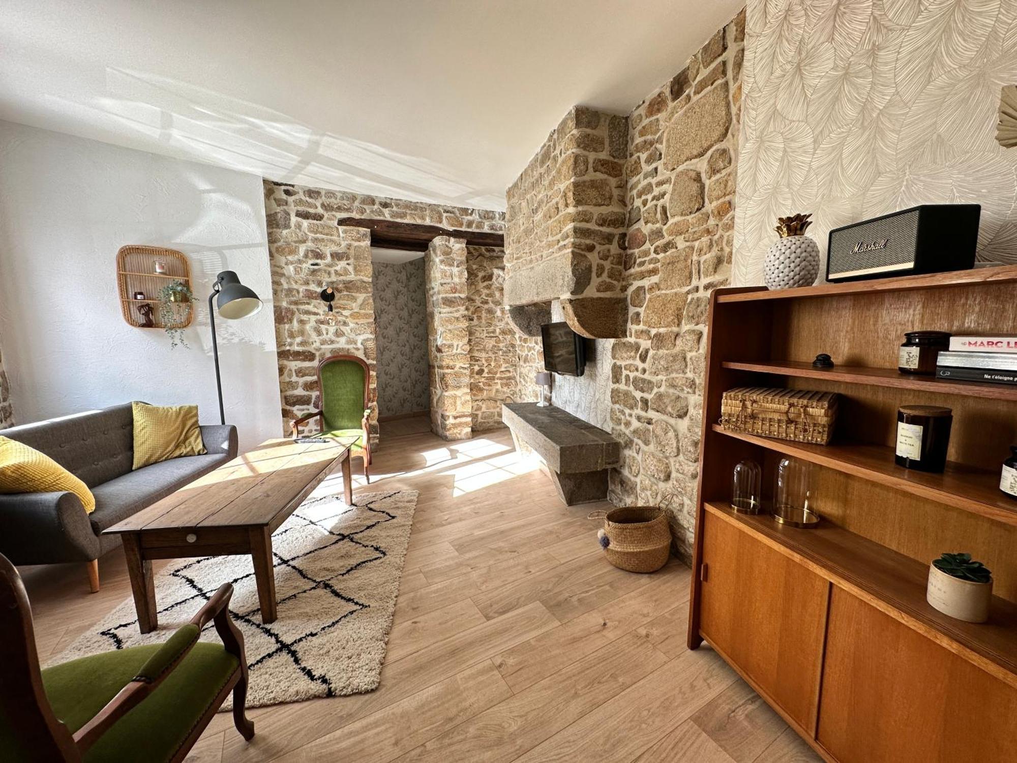 Petite Maison De Ville Авранш Экстерьер фото